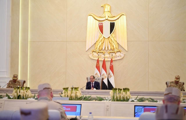الرئيس السيسي يترأس اجتماع المجلس الأعلى للقوات المسلحة في ذكرى أكتوبر