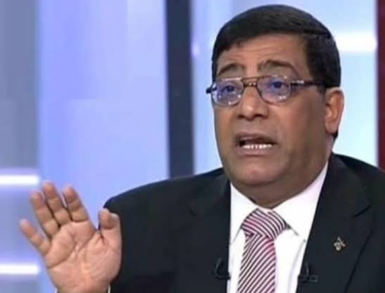 السجن 5 سنوات للخبير الاقتصادي عبد الخالق فاروق من دون مرافعات

