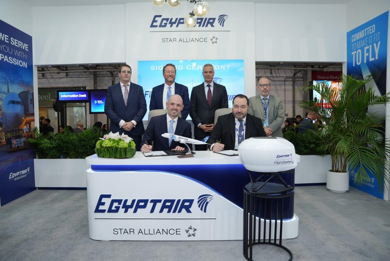 مصر للطيران توسع شراكتها مع FlightSafety International بشراء جهاز محاكاة طيران كامل جديد لطائرة بوينج 737 ماكس