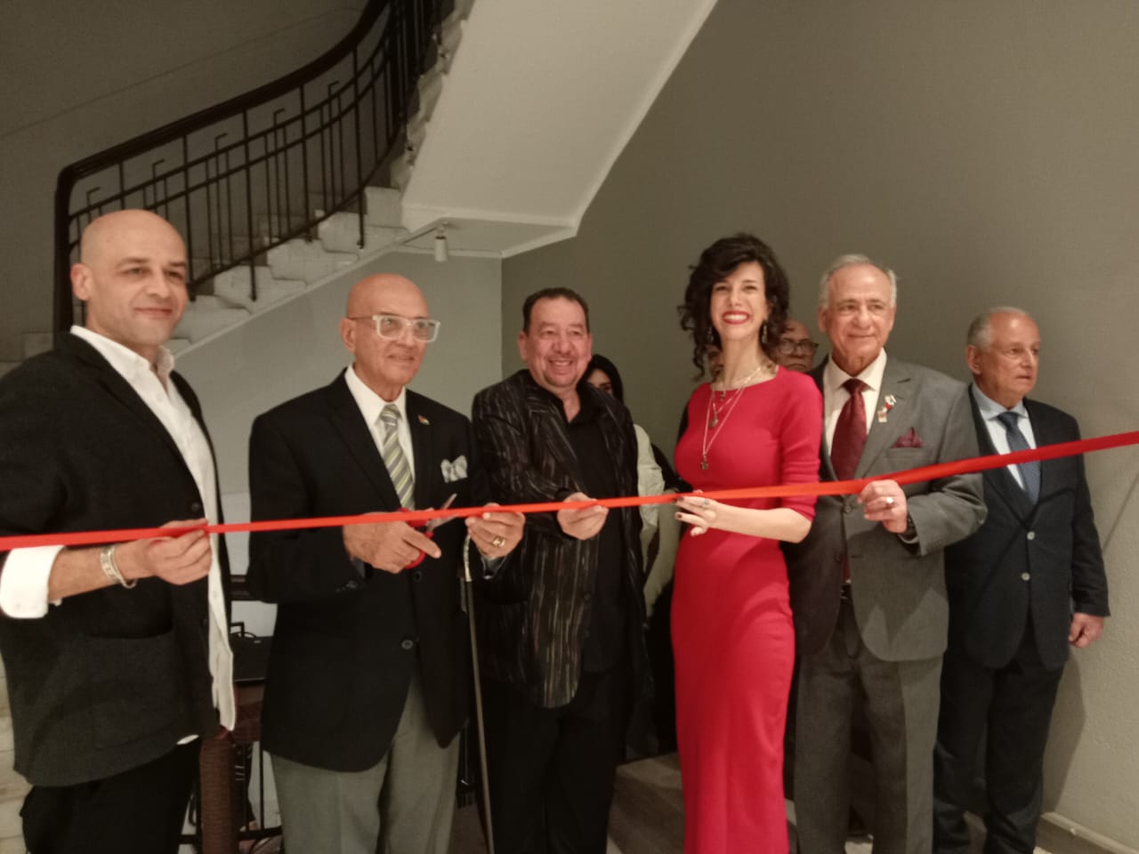 افتتاح معرض 