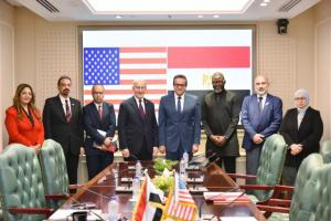 وفد من ولاية نبراسكا الأمريكية يبحث  تعزيز التعاون التجاري والعلمي مع مصر