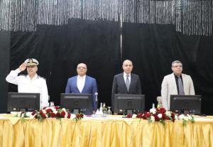 محافظ المنيا ومدير الأمن يشهدان قرعة الحج العلنية.. و393 فائزًا يؤدون الفريضة لعام 1447هـ