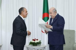 وزير الخارجية يسلم رسالة الرئيس السيسي إلى الرئيس تبون ويؤكد عمق العلاقات المصرية–الجزائرية