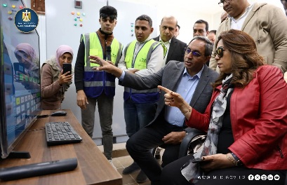 وزيرة التنمية المحلية ومحافظ قنا يتفقدان مشروع مصنع المعالجة الميكانيكية والبيولوجية

