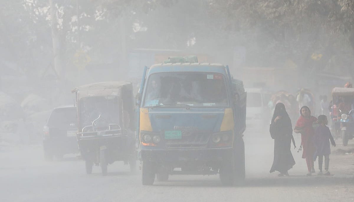 تقرير للبنك الدولي: تلوث الهواء يودي بحياة مليون شخص سنويا في 5 دول بجنوب آسيا بينها بنغلاديش