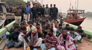 قوات خفر السواحل الهندية تعتقل 35 صيادا بنغاليا

