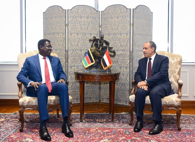 عبد العاطي يتسلّم رسالة خطية من رئيس جنوب السودان إلى الرئيس السيسي حول العلاقات الثنائية