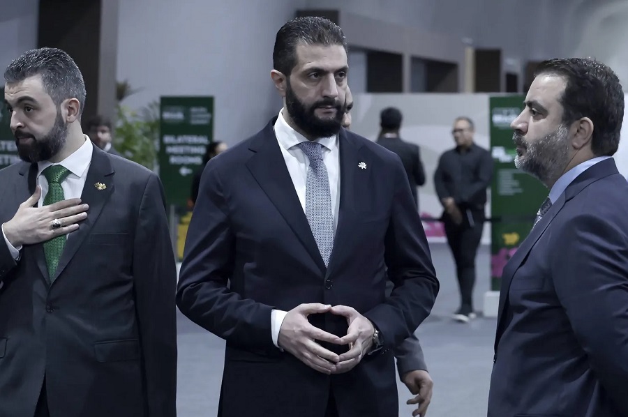 تقرير بريطاني: قناة اتصال سرية بين أحمد الشرع والاستخبارات البريطانية منذ عام 2023