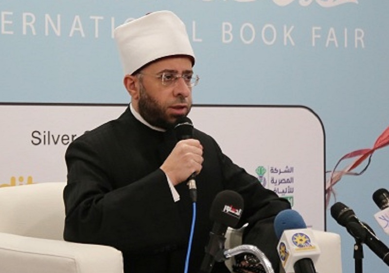 وزير الأوقاف عن