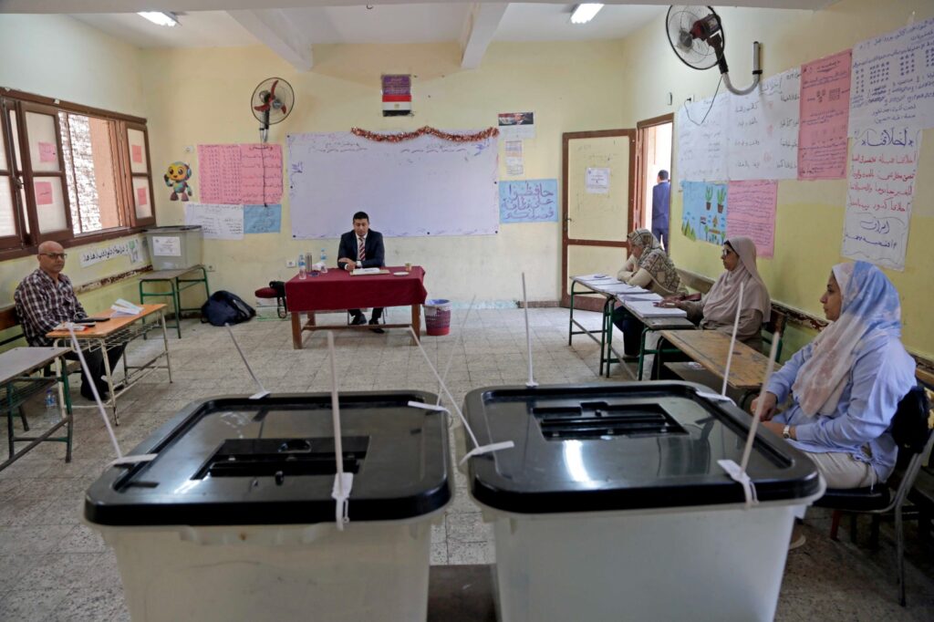 مدى مصر: نشاط «الداخلية» يعوّض عزوف الناخبين عن «النواب» في «الإعادة الأولى» 