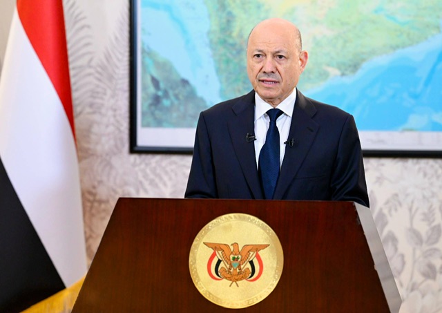 الحكومة اليمنية تثمن مواقف السعودية التاريخية والثابتة وقيادتها المسؤولة لتحالف دعم الشرعية