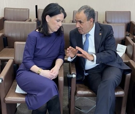 وزير الخارجية يبحث مع نظيرتيه الكندية والألمانية تطورات الأوضاع في غزة وسوريا