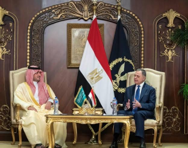 وزير الداخلية السعودي يبحث مع نظيره المصري مسارات التعاون الأمني بين البلدين