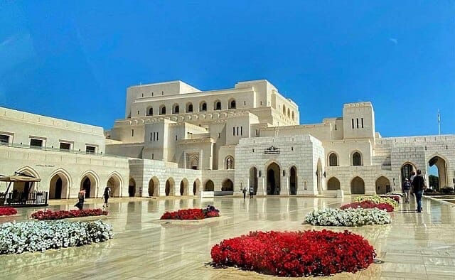 دار الأوبرا العمانية تحتفي بإبداعات موسيقار الأجيال محمد عبدالوهاب