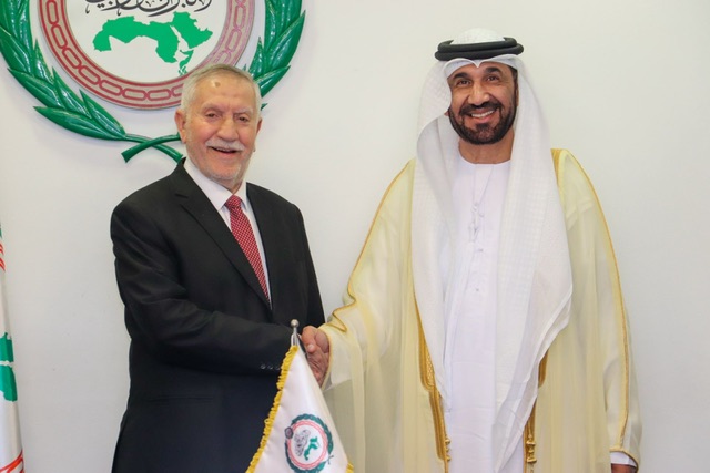 رئيس البرلمان العربي يستقبل وفد منظمة التحرير الفلسطينية والمجلس الوطني الفلسطيني