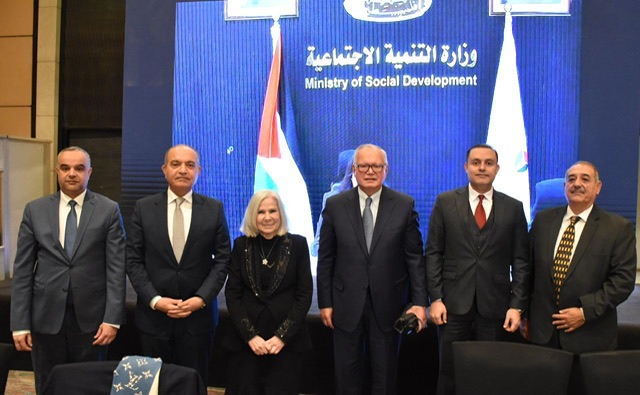 السفير العضايلة: وقوف الأردن ومصر والدول العربية في خندق واحد رافضا لتهجير الفلسطينيين