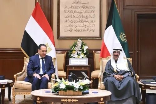 الكويت تحتفل بعيدها الوطني الـ64 وسط تأكيد على عمق العلاقات مع مصر