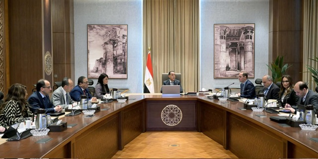 رئيس الوزراء يستعرض ملامح ومستهدفات موازنة العام المالي المقبل