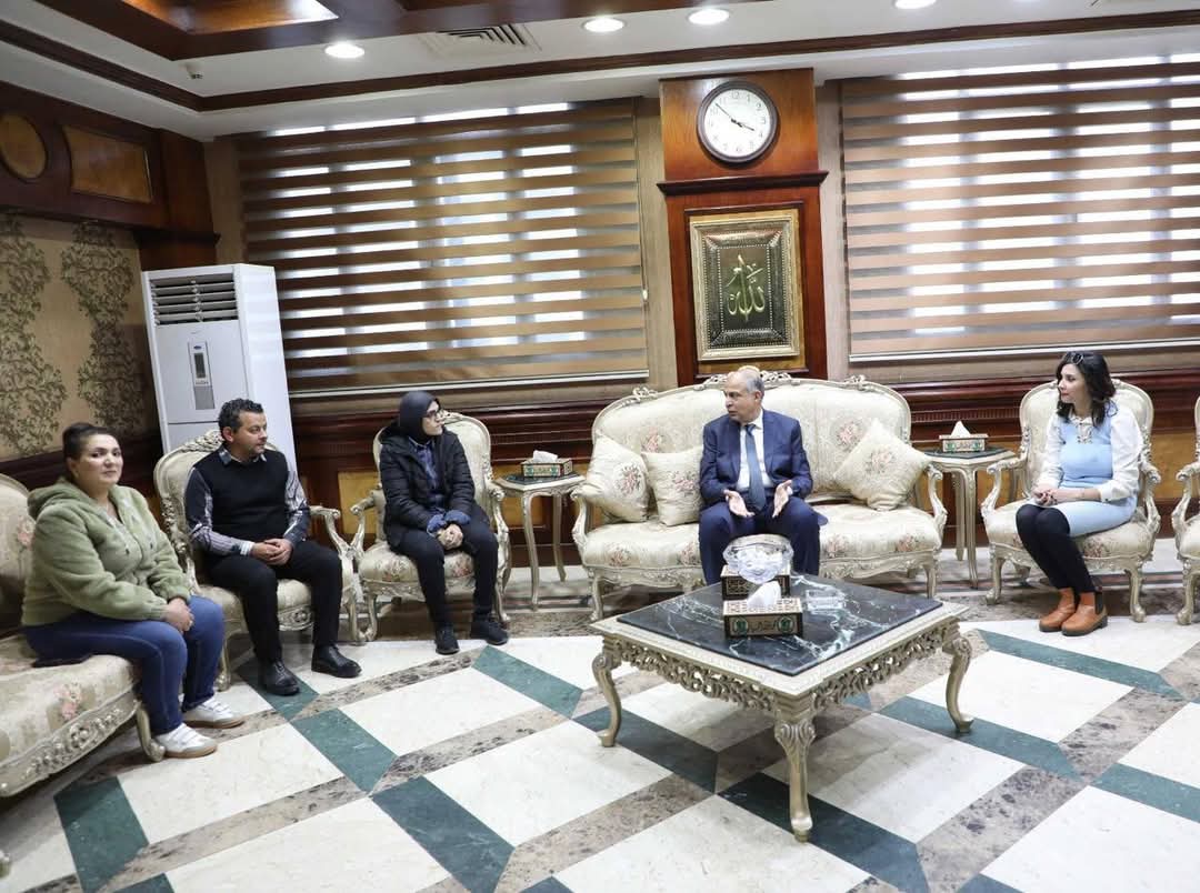 محافظ المنيا يكرم نماذج ناجحة لأصحاب مشروعات صغيرة ومتناهية الصغر