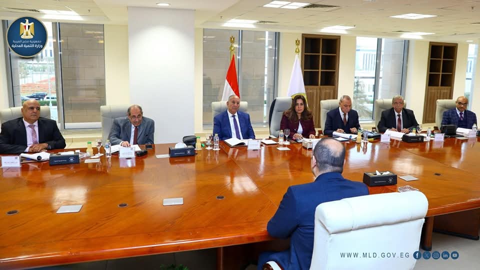 وزيرة التنمية المحلية ترأس اللجنة العليا لاختيار القيادات بالمحافظات

