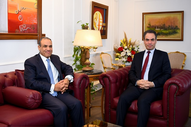 وزير الخارجية يشيد بدور الإعلام الوطني في دعم المصالح الوطنية