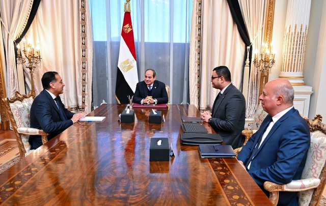  السيسي يوجه بتسريع تنفيذ مبادرتي 