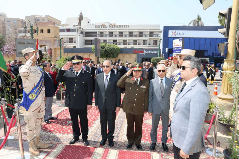 رئيس جامعة المنيا يشهد احتفالات المحافظة بعيدها القومي 106