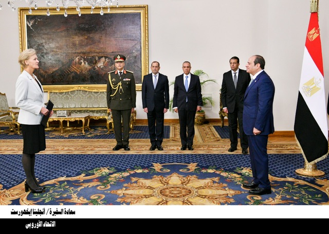 سفيرة الاتحاد الأوروبي أنجلينا آيخهورست تقدم أوراق اعتمادها إلى الرئيس السيسي