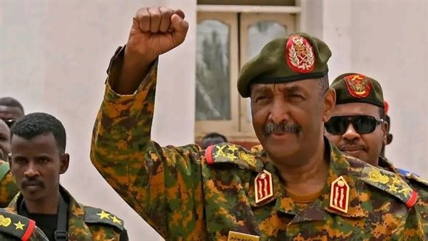 البرهان في القصر الرئاسي بالخرطوم وحميدتي يفر إلى جبل أولياء