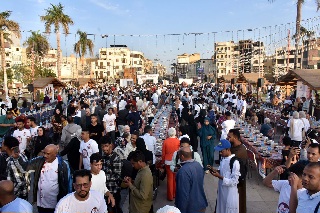 فى ضيافة الفراعنة.. إفطار لعشرة آلاف شخص في ساحة معبد الأقصر