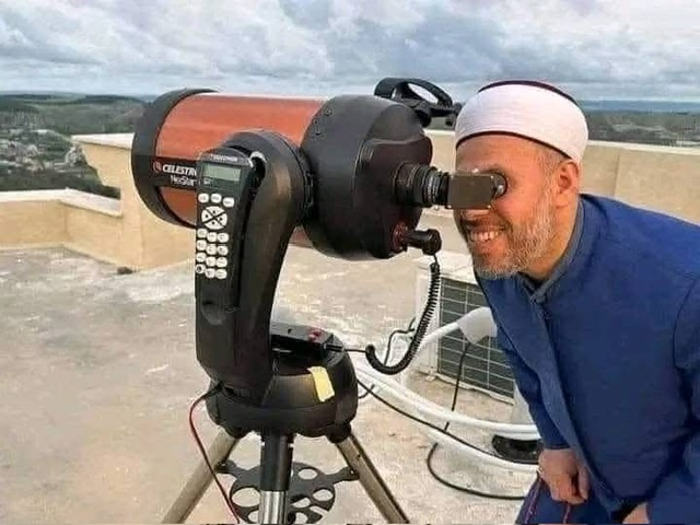 الإفتاء... غدا الأحد المتمم لشهر رمضان وعيد الفطر الإثنين