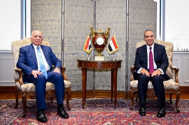 وزير الخارجية يبحث مع نظيره العراقي تعزيز التعاون والتطورات الإقليمية