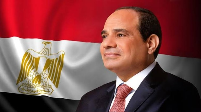 الرئيس السيسي يهنئ الشعب المصري والأمتين العربية والإسلامية بعيد الفطر