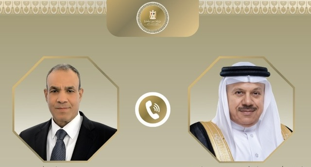 وزير الخارجية يبحث مع نظيره البحريني تعزيز التعاون وتطورات الأوضاع في قطاع غزة