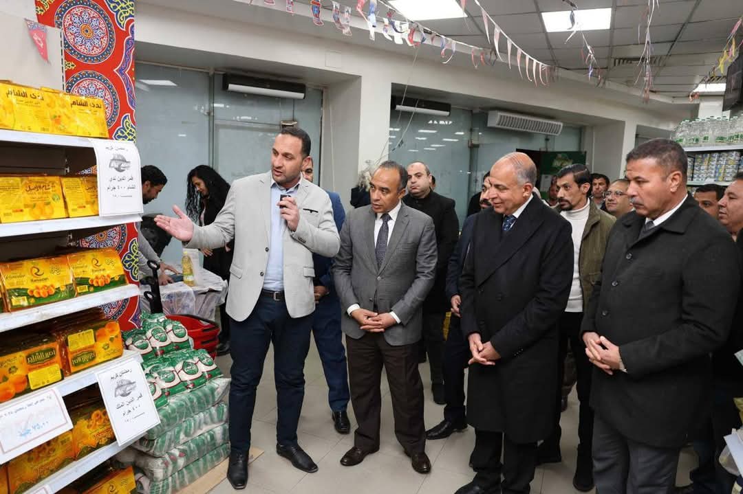 محافظ المنيا: 3027 منفذا تموينيا ومعرضا رمضانيا لتوفير السلع بتخفيضات تتخطى الـ 30 % عن مثيلاتها بالأسواق