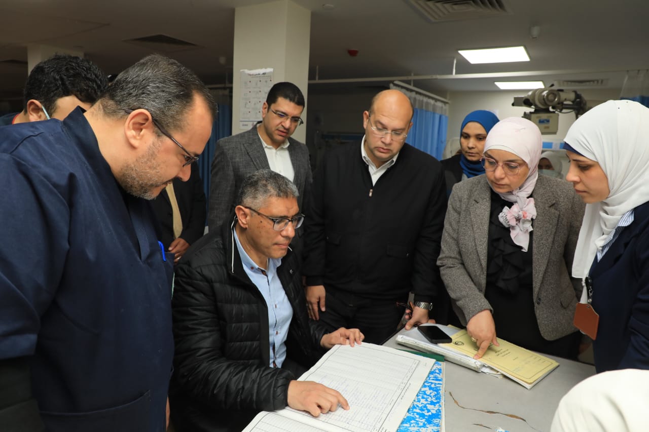 محافظ الجيزة يتفقد مستشفى أبو النمرس لمتابعة جودة الخدمات الصحية







