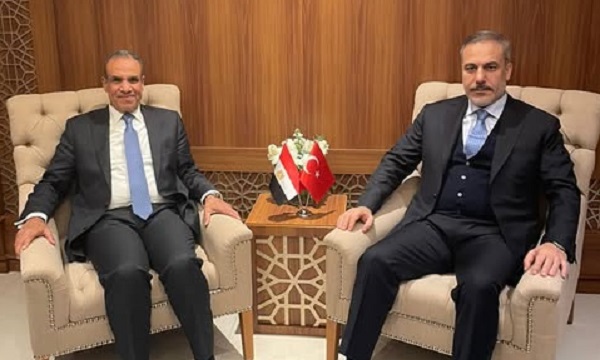 وزير الخارجية يلتقي نظيره التركي في جدة لبحث دعم فلسطين 






