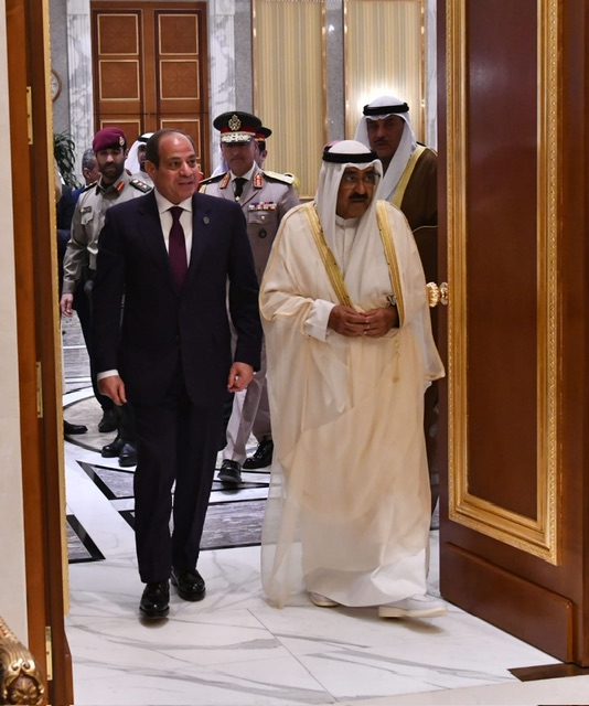 في ختام زيارته..  السيسي وأمير الكويت يؤكدان عمق العلاقات الثنائية وتطابق الرؤى حول غزة والقضايا الإقليمية