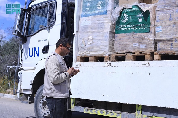 السعودية تقدم دفعة جديدة من المستلزمات الطبية الطارئة لوكالة الأونروا في قطاع غزة

