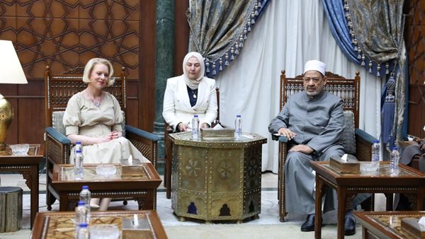 شيخ الأزهر يستقبل رئيسة البرلمان السلوفيني ويتَّفقان على تكثيف الضَّغط لإنهاء العدوان الصهيوني على غزة
