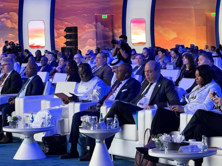 وزير الطيران يشارك في الجلسة الختامية لأعمال مؤتمر الإيكاو الوزاري بالدوحة

