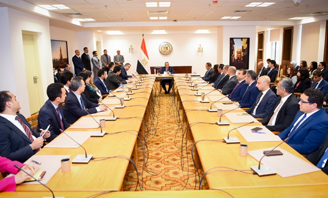 وزير الخارجية يجتمع بأعضاء السلك الدبلوماسى والقنصلى من الدرجات الحديثة والمتوسطة