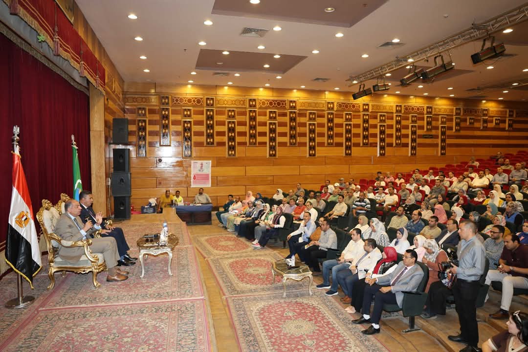 محافظ المنيا يطلق حملة قومية للتبرع بالدم لصالح مستشفيات الصحة وبنك الدم الإقليمي بالمحافظة