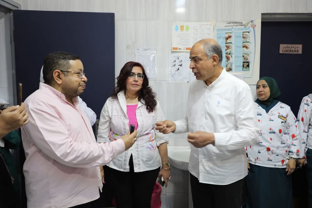 محافظ المنيا يؤكد: استمرار فعاليات المبادرة القومية “دمك حياة لغيرك” لدعم المستشفيات وبنك الدم