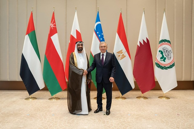 رئيس جمهورية أوزبكستان يستقبل رئيس البرلمان العربي وعدد من رؤساء البرلمانات العربية