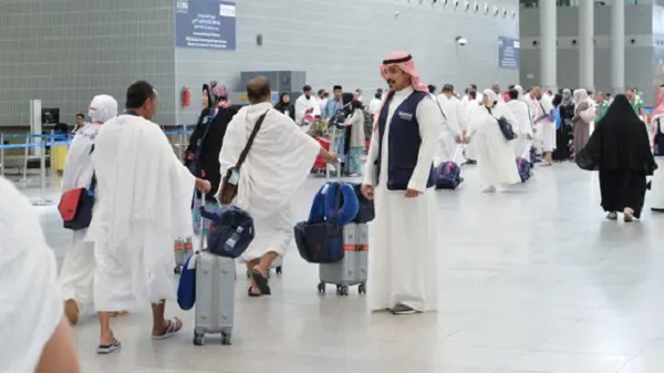 مرور أكثر من 6.8 مليون مسافر ومعتمر عبر 4 مطارات سعودية في ذروة موسم العمرة 
