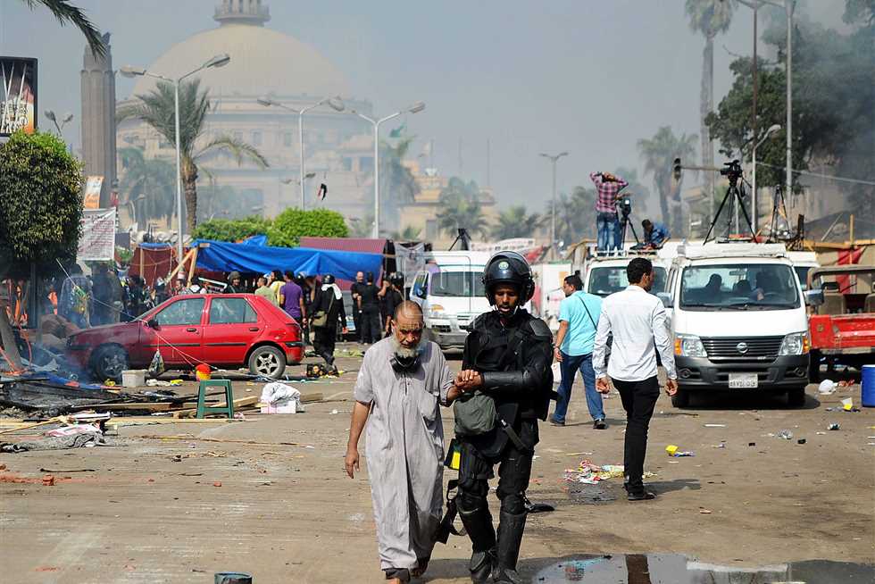 السجن 5 سنوات على 3 متهمين فى قضية فض اعتصام النهضة

