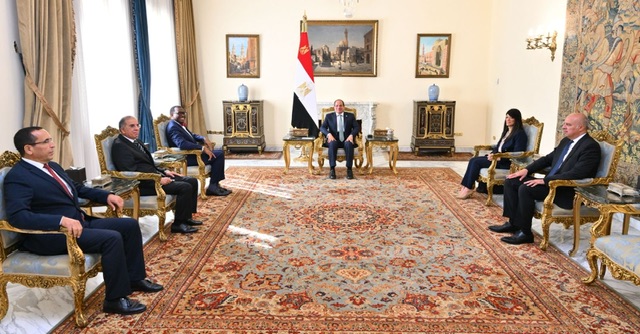 الرئيس السيسي يلتقي رئيس البنك الأفريقي للتنمية ويؤكد دعم مصر المتواصل للتنمية في القارة