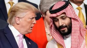 وسط توقعات بشأن صفقات تجارية ضخمة.. ترامب يصل إلى السعودية في مستهل جولته الخليجية