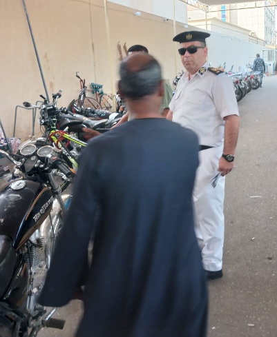 حملات مكثفة بالأقصر لتحقيق الانضباط العام وتحرير ٩٨ محضرا ومخالفة